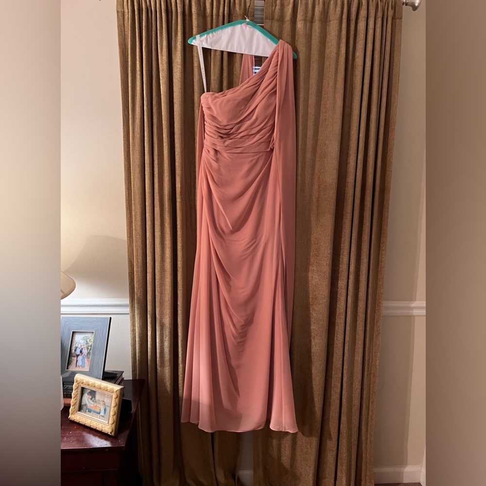 Azazie Bridesmaid Dress- Lydia Style in Champagne Rose EUC